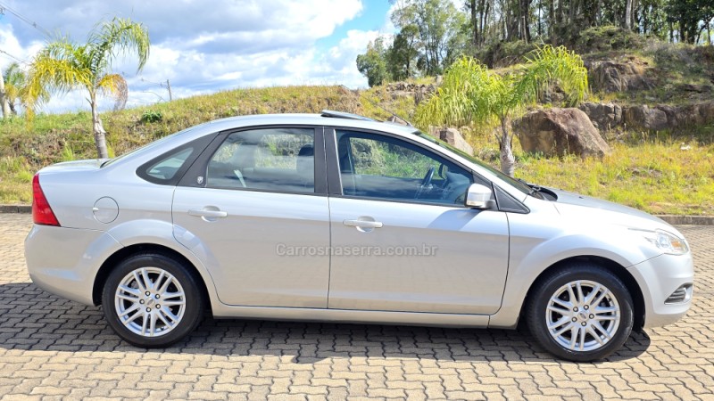 FOCUS 2.0 GHIA 16V GASOLINA 4P AUTOMÁTICO - 2009 - SãO MARCOS