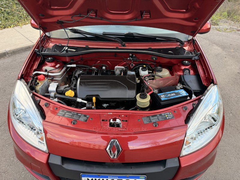 SANDERO 1.0 EXPRESSION 16V FLEX 4P MANUAL - 2014 - CAXIAS DO SUL