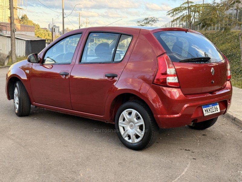 SANDERO 1.0 EXPRESSION 16V FLEX 4P MANUAL - 2014 - CAXIAS DO SUL