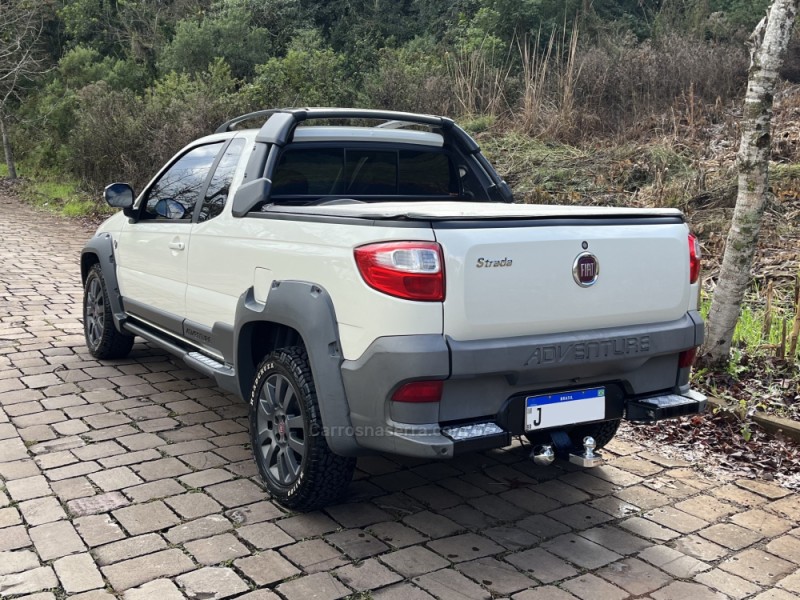 STRADA 1.8 MPI ADVENTURE EXTREME CE 16V FLEX 2P MANUAL - 2017 - NOVA BASSANO