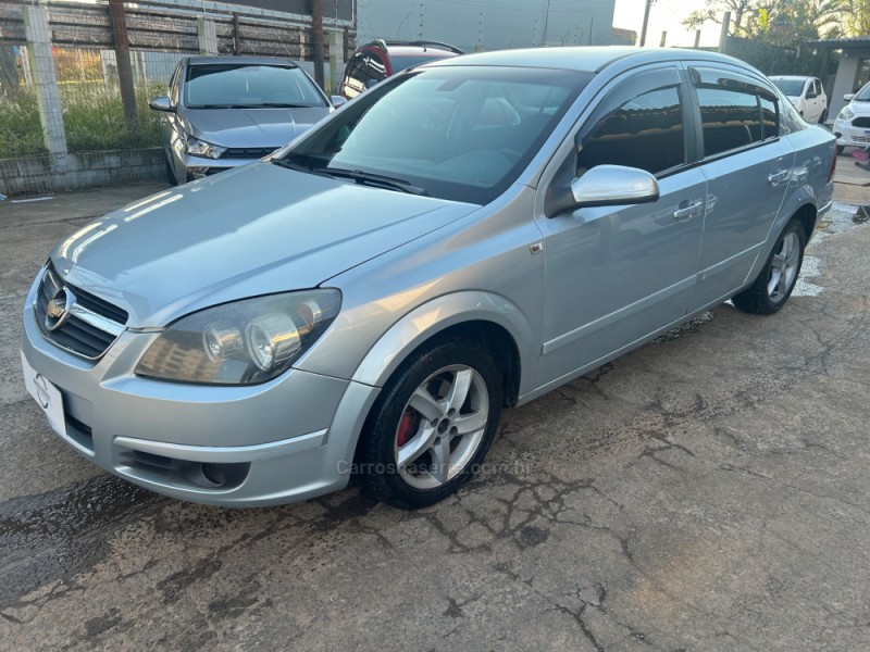 VECTRA 2.0 MPFI EXPRESSION 8V 140CV FLEX 4P MANUAL - 2008 - GRAVATAí