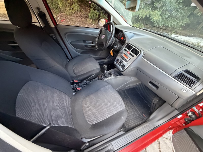 PUNTO 1.4 ATTRACTIVE ITALIA 8V FLEX 4P MANUAL - 2012 - CAXIAS DO SUL