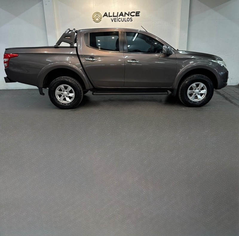 TRITON 2.4 HPE-S 4X4 CD TURBO 16V DIESEL 4P AUTOMÁTICO - 2018 - CAXIAS DO SUL