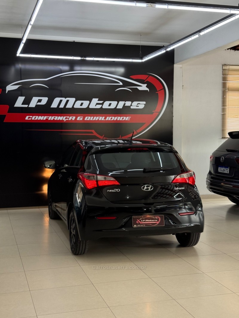 HB20 1.6 COMFORT STYLE 16V FLEX 4P MANUAL - 2015 - FARROUPILHA