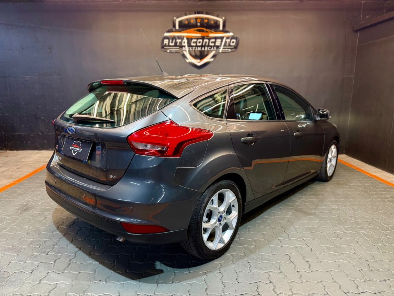FOCUS 2.0 SE HATCH 16V FLEX 4P AUTO - 2017 - CAXIAS DO SUL