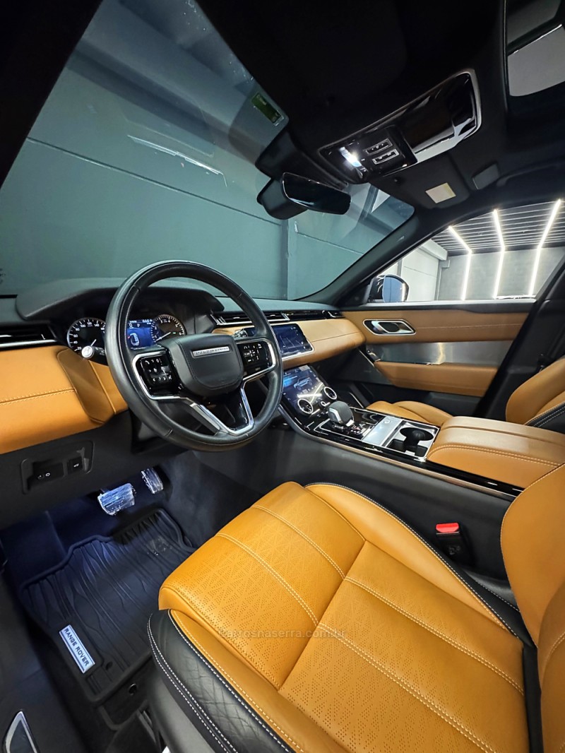 RANGE ROVER VELAR 3.0 V6 P340 GASOLINA R-DYNAMIC HSE AUTOMÁTICO - 2023 - PASSO FUNDO