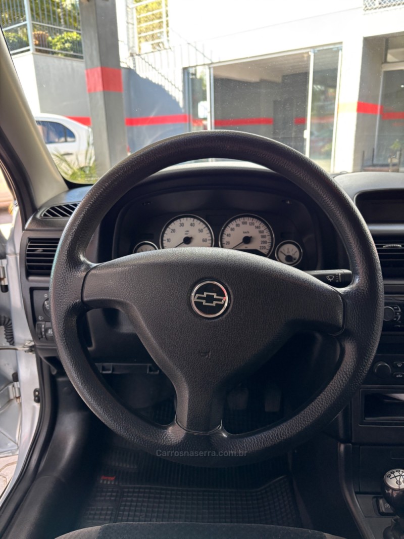 ASTRA 2.0 MPFI ELEGANCE 8V FLEX 4P MANUAL - 2006 - HARMONIA