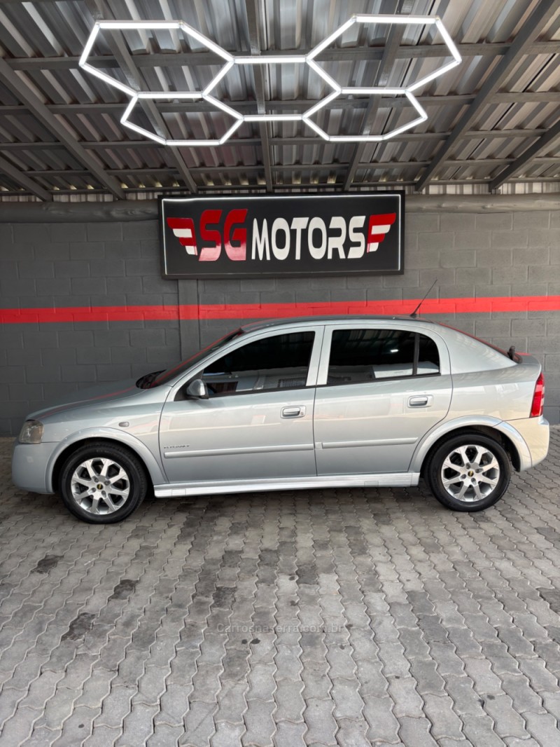 ASTRA 2.0 MPFI ELEGANCE 8V FLEX 4P MANUAL - 2006 - HARMONIA
