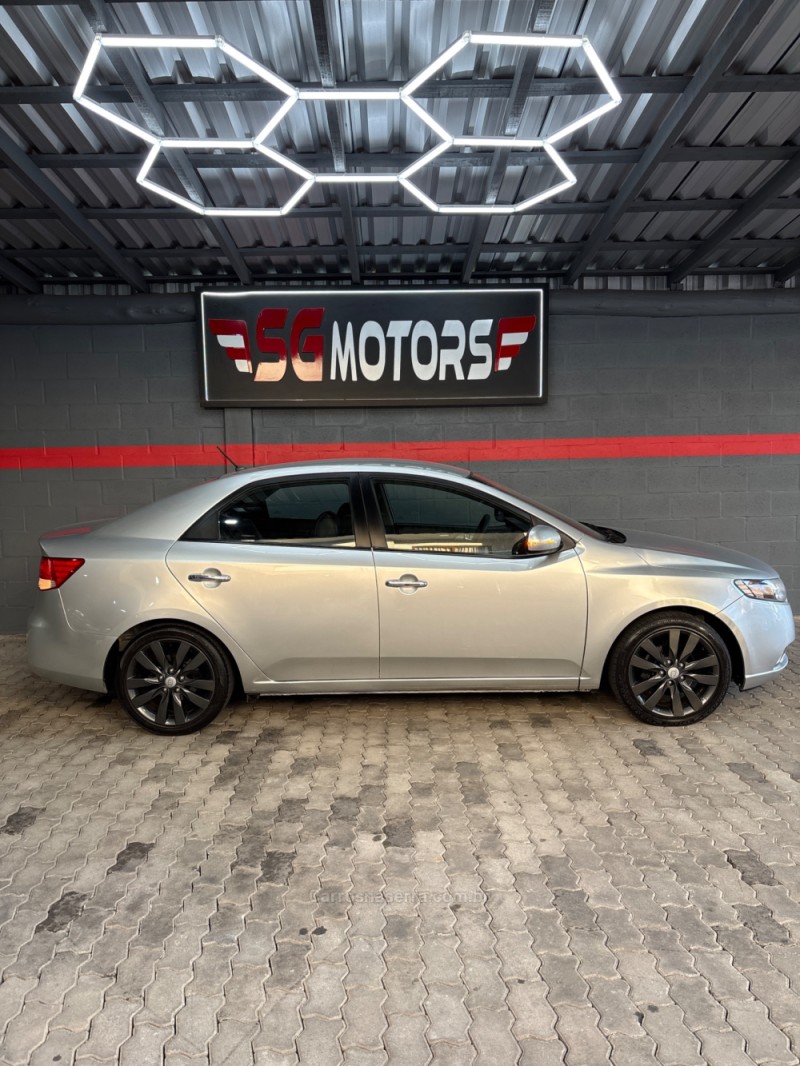 CERATO 1.6 16V SX4 GASOLINA 4P AUTOMÁTICO - 2013 - HARMONIA