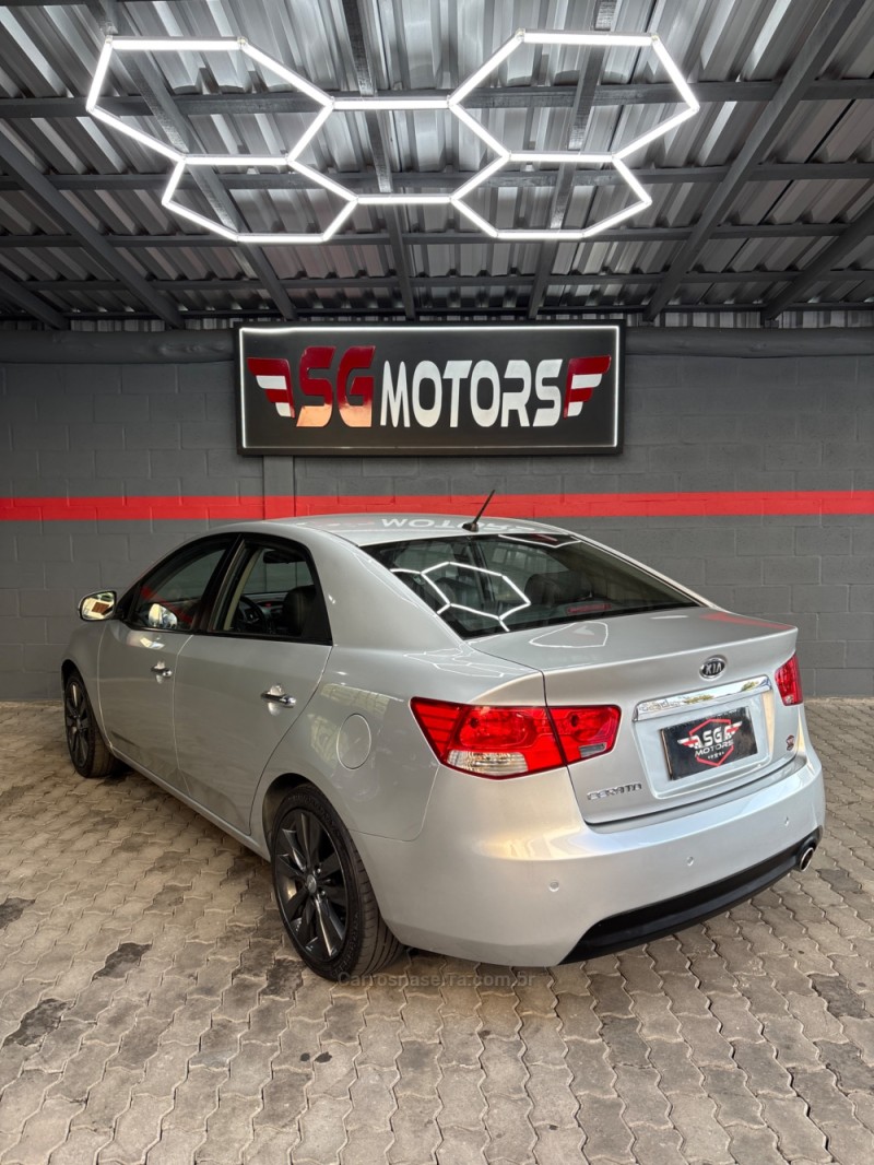 CERATO 1.6 16V SX4 GASOLINA 4P AUTOMÁTICO - 2013 - HARMONIA