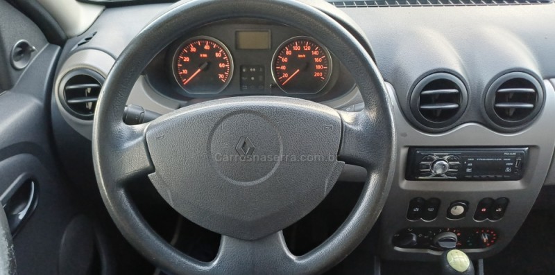 SANDERO 1.6 EXPRESSION 8V FLEX 4P MANUAL - 2009 - FARROUPILHA
