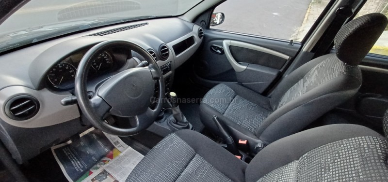 SANDERO 1.6 EXPRESSION 8V FLEX 4P MANUAL - 2009 - FARROUPILHA