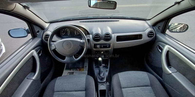 SANDERO 1.6 EXPRESSION 8V FLEX 4P MANUAL - 2009 - FARROUPILHA