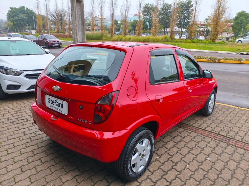 CELTA 1.0 MPFI LT 8V FLEX 4P MANUAL - 2013 - BOM PRINCíPIO