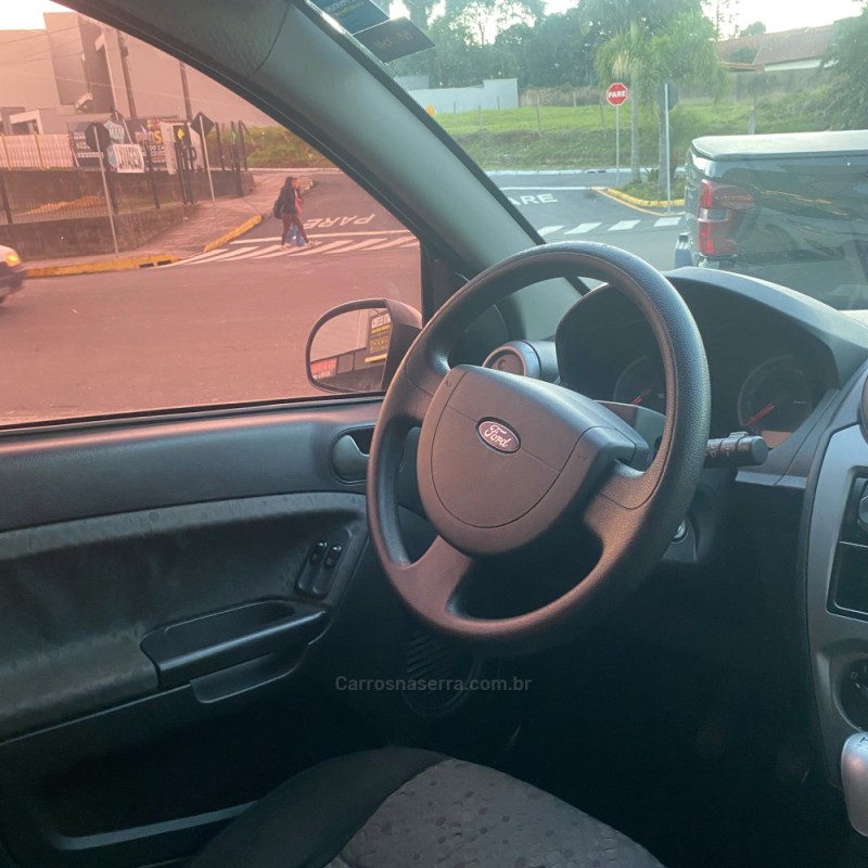 FIESTA 1.6 ROCAM 8V FLEX 4P MANUAL - 2012 - MONTENEGRO