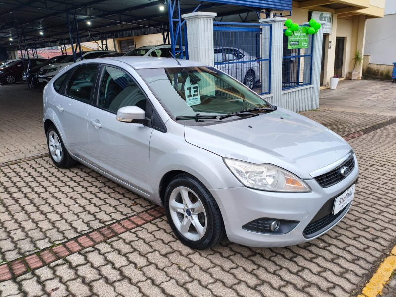 FOCUS 2.0 GLX 16V FLEX 4P MANUAL - 2013 - BOM PRINCíPIO