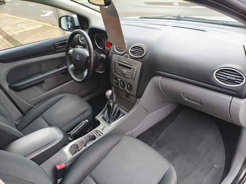 FOCUS 2.0 GLX 16V FLEX 4P MANUAL - 2013 - BOM PRINCíPIO