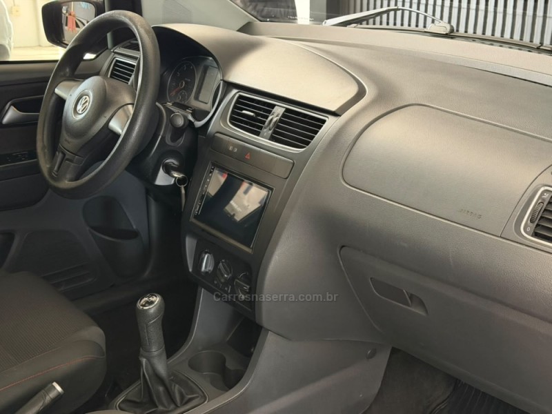 FOX 1.6 MI PRIME 8V FLEX 4P MANUAL - 2011 - ESTâNCIA VELHA