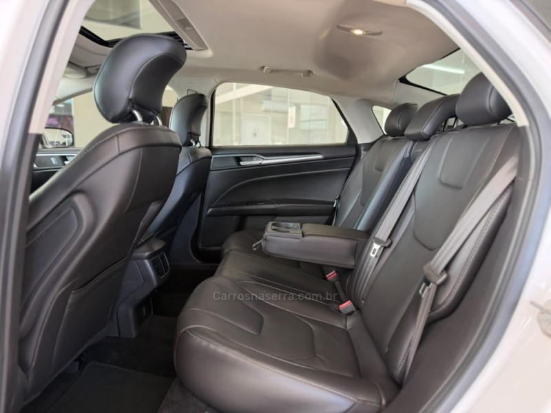 FUSION 2.0 TITANIUM GTDI ECOBOOST FWD GASOLINA 4P AUTOMÁTICO - 2014 - VACARIA