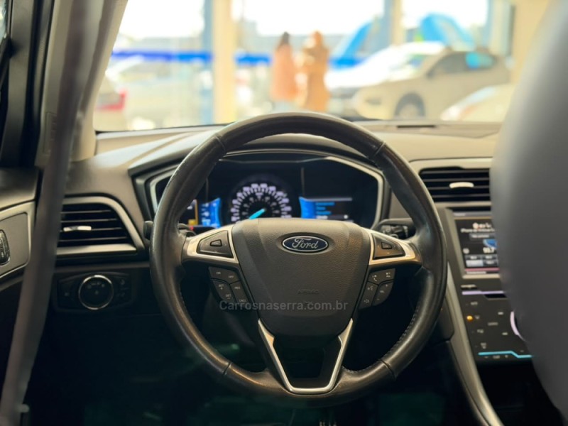 FUSION 2.0 TITANIUM GTDI ECOBOOST FWD GASOLINA 4P AUTOMÁTICO - 2014 - VACARIA