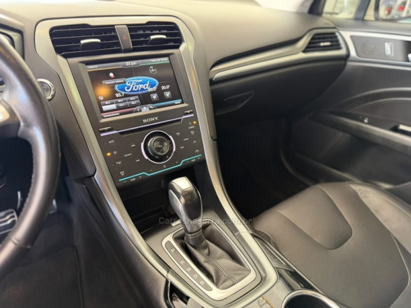 FUSION 2.0 TITANIUM GTDI ECOBOOST FWD GASOLINA 4P AUTOMÁTICO - 2014 - VACARIA