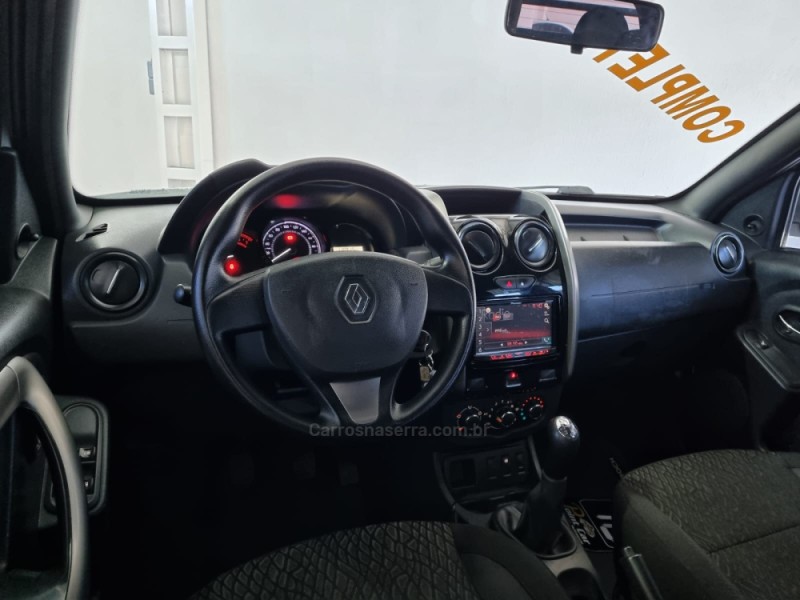 OROCH 1.6 16V EXPRESSION FLEX 4P MANUAL - 2018 - VACARIA