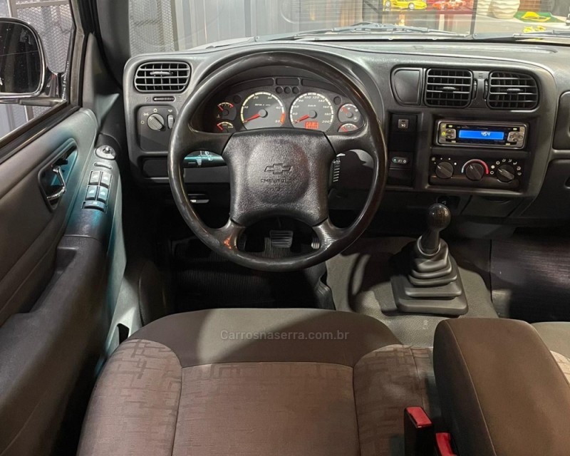 S10 2.8 STD 4X2 CD 12V TURBO INTERCOOLER DIESEL 4P MANUAL - 2003 - VACARIA