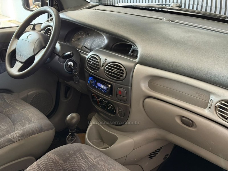 SCÉNIC 1.6 RT 16V GASOLINA 4P MANUAL - 2001 - ESTâNCIA VELHA