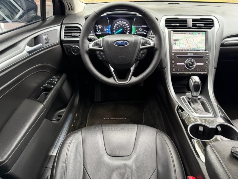 FUSION 2.0 TITANIUM AWD 16V GASOLINA 4P AUTOMÁTICO - 2016 - CAMPO BOM