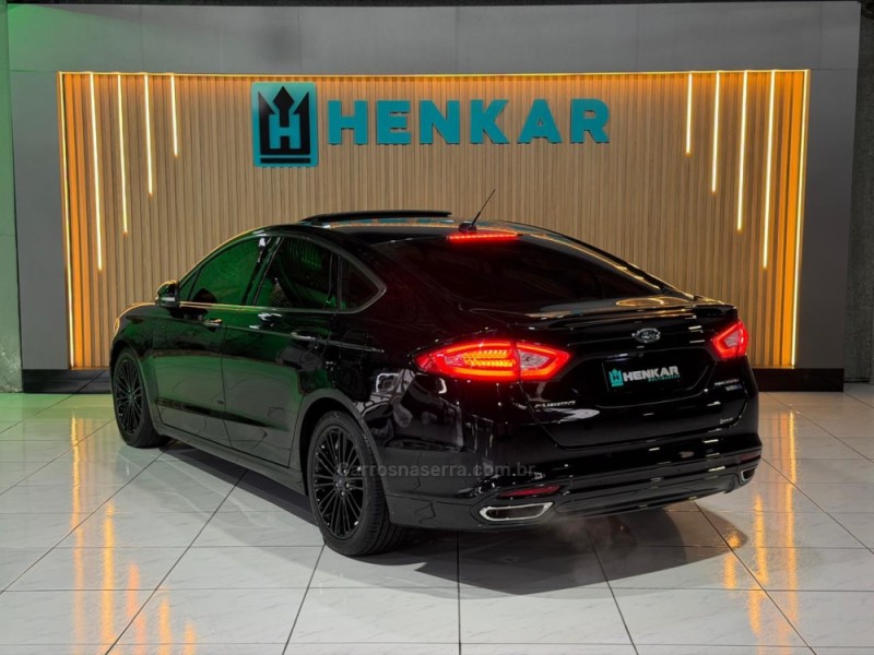 FUSION 2.0 TITANIUM AWD 16V GASOLINA 4P AUTOMÁTICO - 2016 - CAMPO BOM