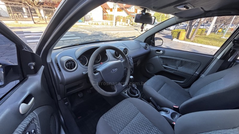 FIESTA 1.6 MPI CLASS SEDAN 8V FLEX 4P MANUAL - 2007 - BENTO GONçALVES