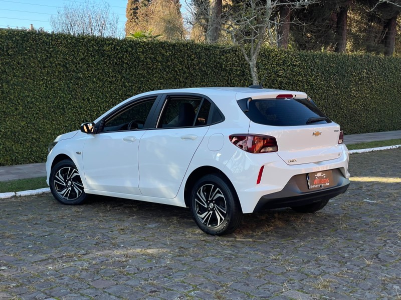 ONIX 1.0 LT 12V TURBO FLEX 4P AUTOMÁTICO - 2024 - FARROUPILHA