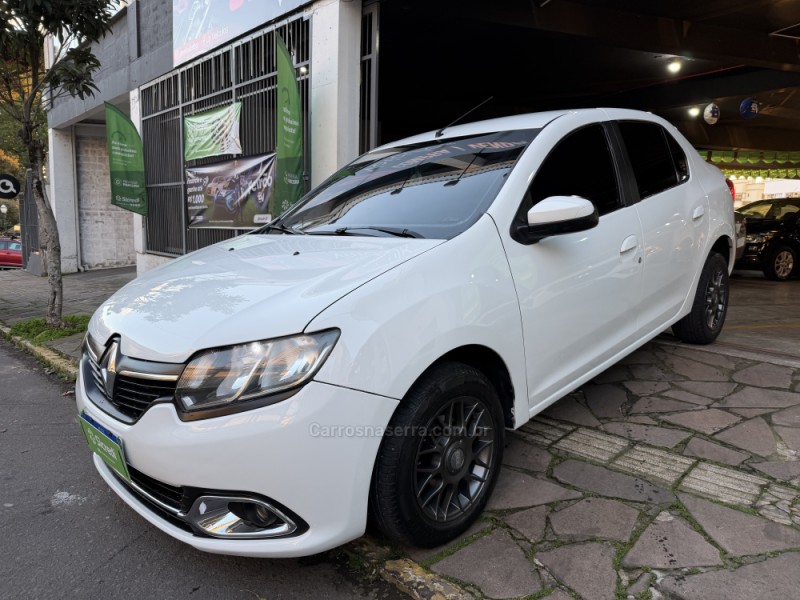 LOGAN 1.0 EXPRESSION 12V FLEX 4P MANUAL - 2015 - BENTO GONçALVES