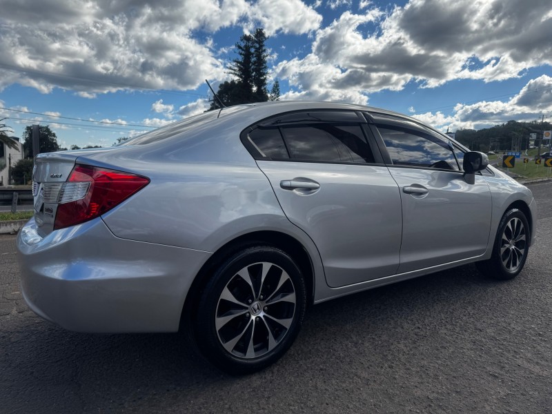 CIVIC 2.0 LXR 16V FLEX 4P AUTOMÁTICO - 2016 - DOIS IRMãOS