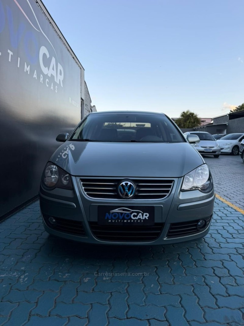 POLO 1.6 MI COMFORTLINE 8V FLEX 4P MANUAL - 2011 - ESTâNCIA VELHA