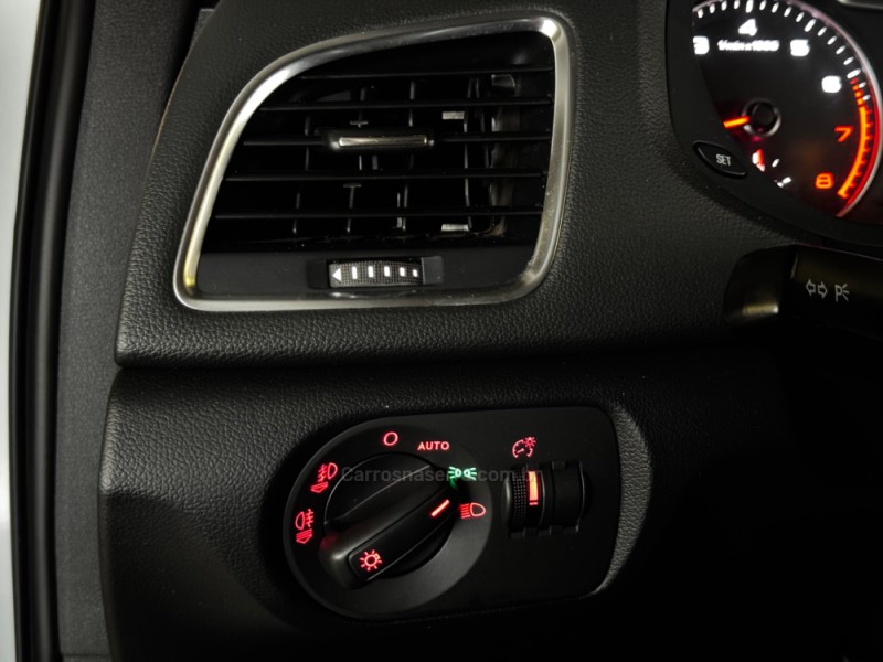 Q3 2.0 TFSI QUATTRO 4P GASOLINA S TRONIC - 2015 - DOIS IRMãOS