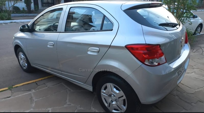 ONIX 1.0 MPFI LT 8V FLEX 4P MANUAL - 2014 - PICADA CAFé