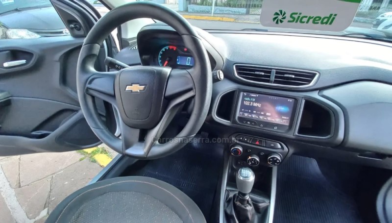 ONIX 1.0 MPFI LT 8V FLEX 4P MANUAL - 2014 - PICADA CAFé