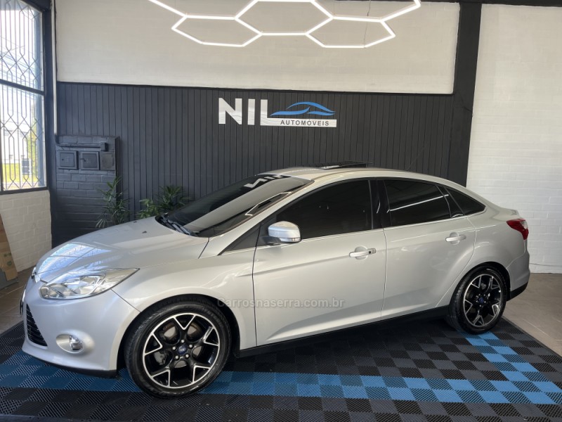 FOCUS 2.0 TITANIUM 16V FLEX 4P AUTOMÁTICO - 2015 - CAXIAS DO SUL