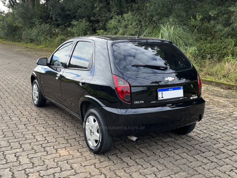 CELTA 1.0 MPFI LT 8V FLEX 4P MANUAL - 2012 - NOVA BASSANO