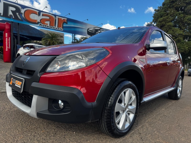 sandero 1.6 stepway 16v flex 4p automatico 2013 dois irmaos