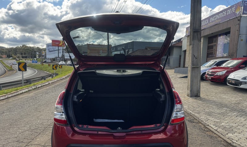 SANDERO 1.6 STEPWAY 16V FLEX 4P AUTOMÁTICO - 2013 - DOIS IRMãOS