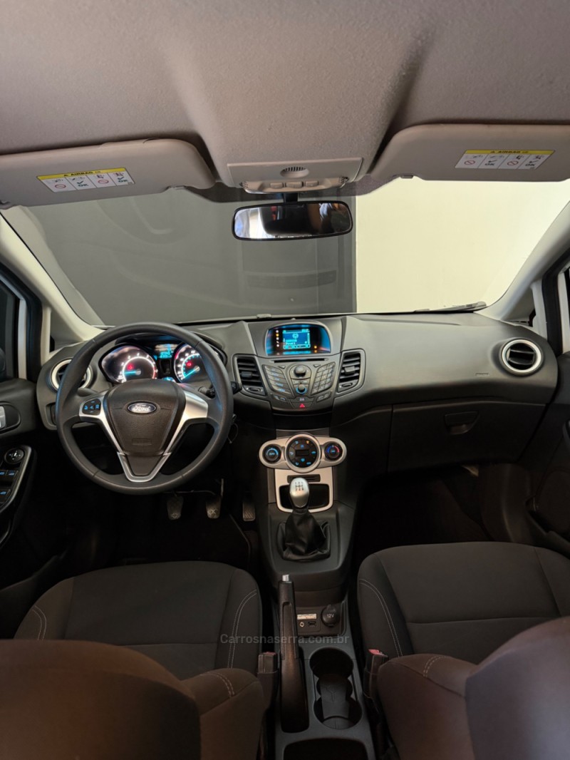 FIESTA 1.6 SE HATCH PLUS 16V FLEX 4P MANUAL - 2014 - CAXIAS DO SUL