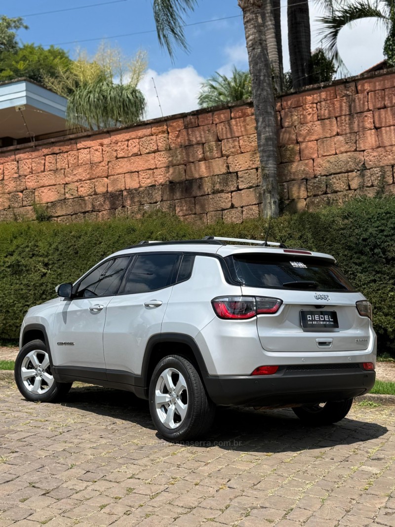 COMPASS 2.0 16V FLEX SPORT AUTOMÁTICO - 2017 - VENâNCIO AIRES