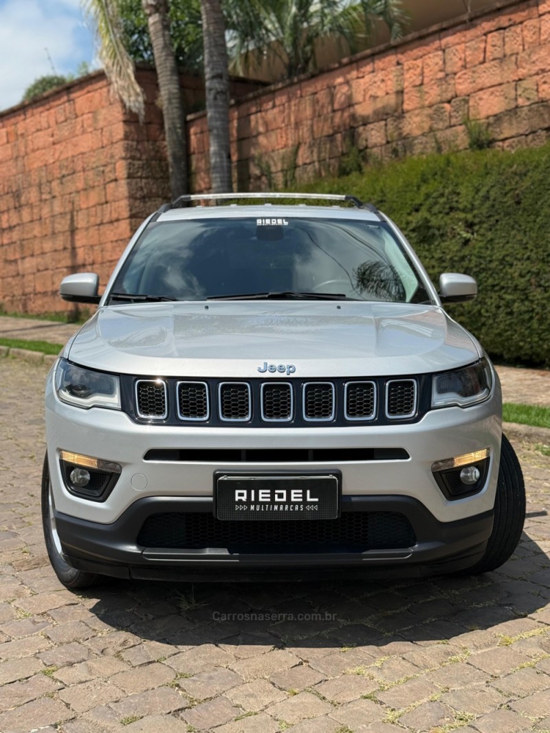 COMPASS 2.0 16V FLEX SPORT AUTOMÁTICO - 2017 - VENâNCIO AIRES