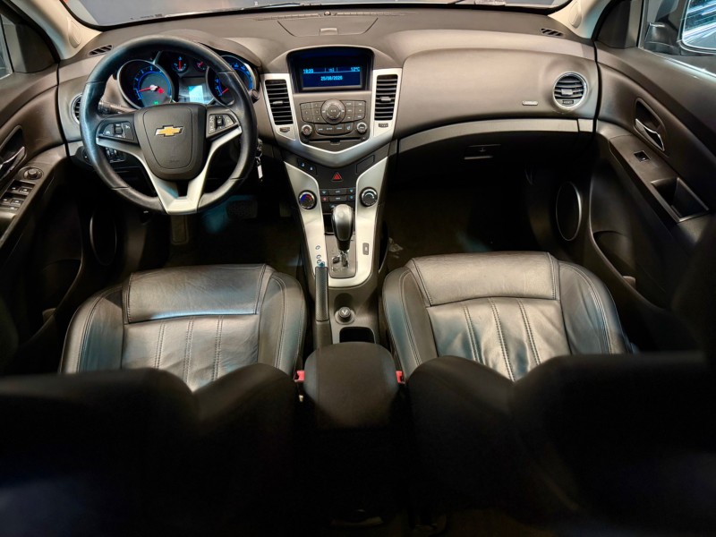 CRUZE 1.8 LT 16V FLEX 4P AUTOMÁTICO - 2013 - CAXIAS DO SUL