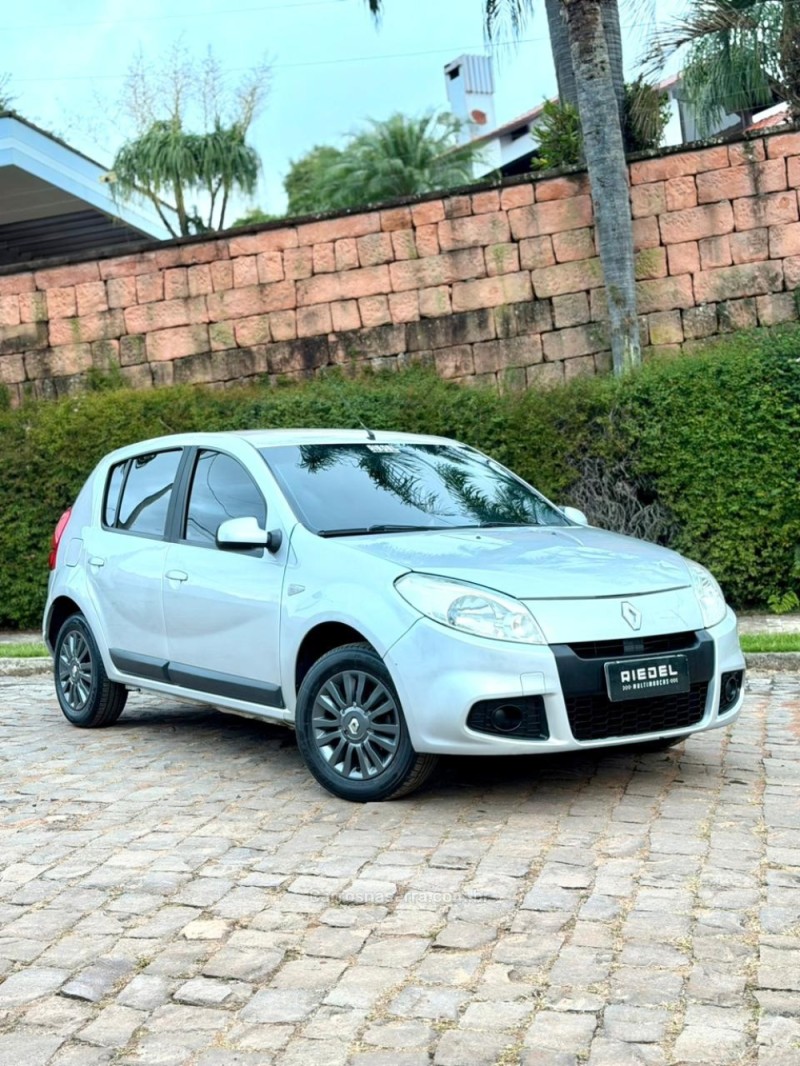 sandero 1.6 privilege 16v flex 4p automatico 2012 venancio aires