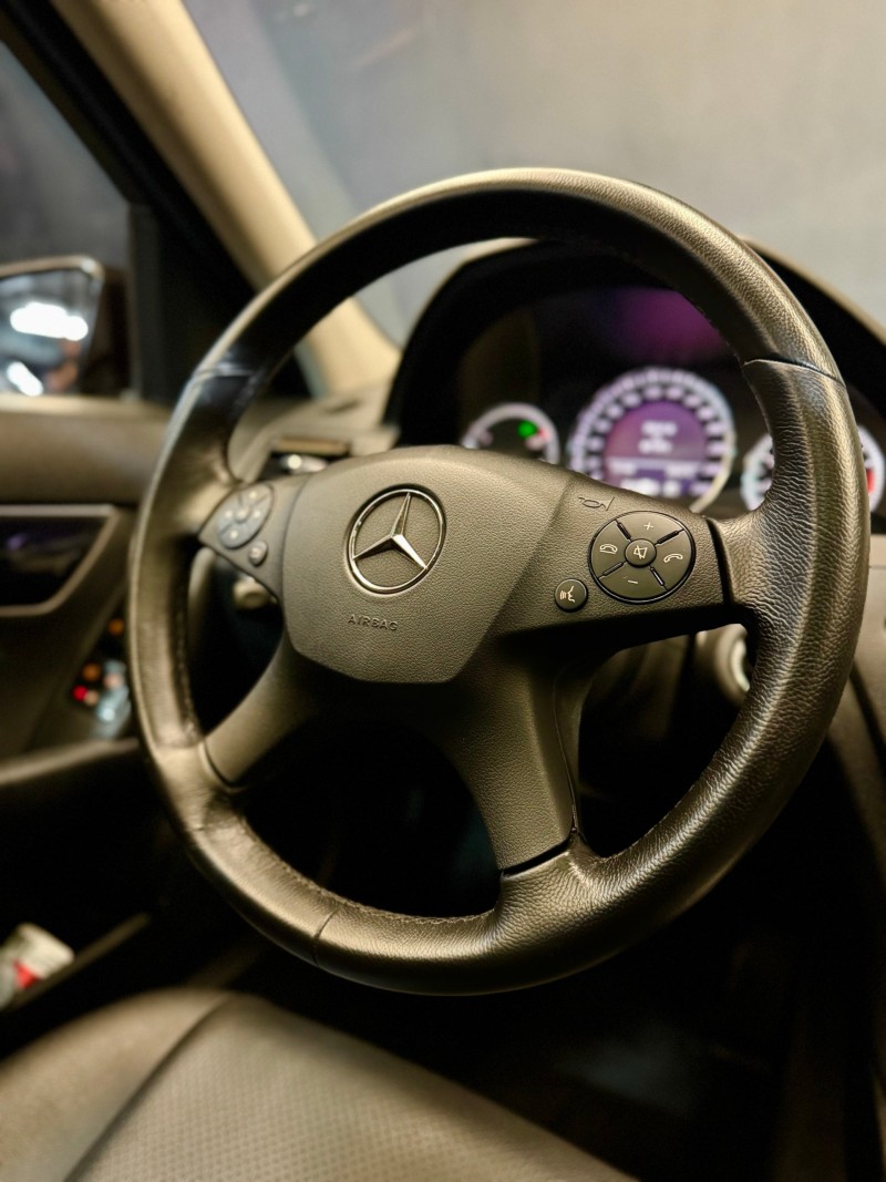 C 200 K 1.8 KOMPRESSOR CLASSIC 16V GASOLINA 4P AUTOMÁTICO - 2009 - CAXIAS DO SUL