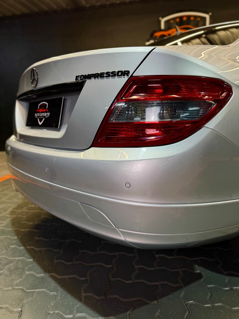 C 200 K 1.8 KOMPRESSOR CLASSIC 16V GASOLINA 4P AUTOMÁTICO - 2009 - CAXIAS DO SUL