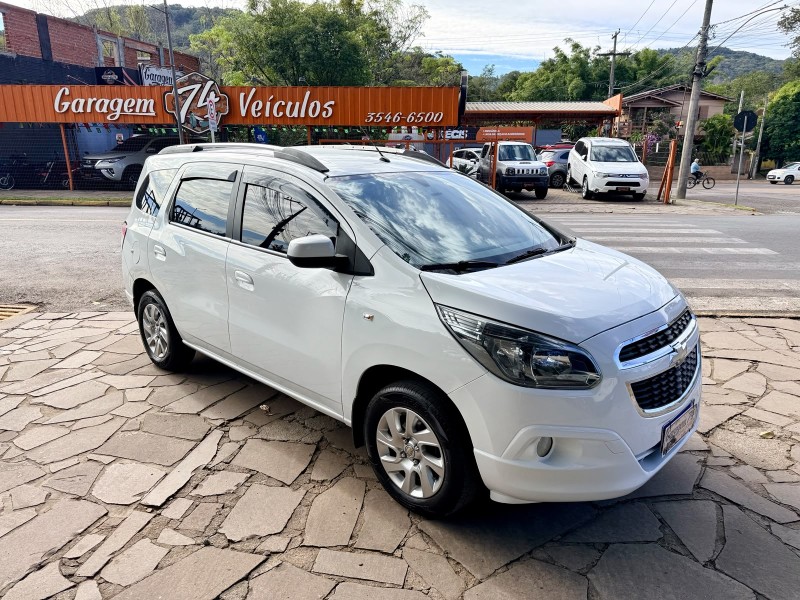 SPIN 1.8 LTZ 8V FLEX 4P MANUAL - 2013 - TRêS COROAS